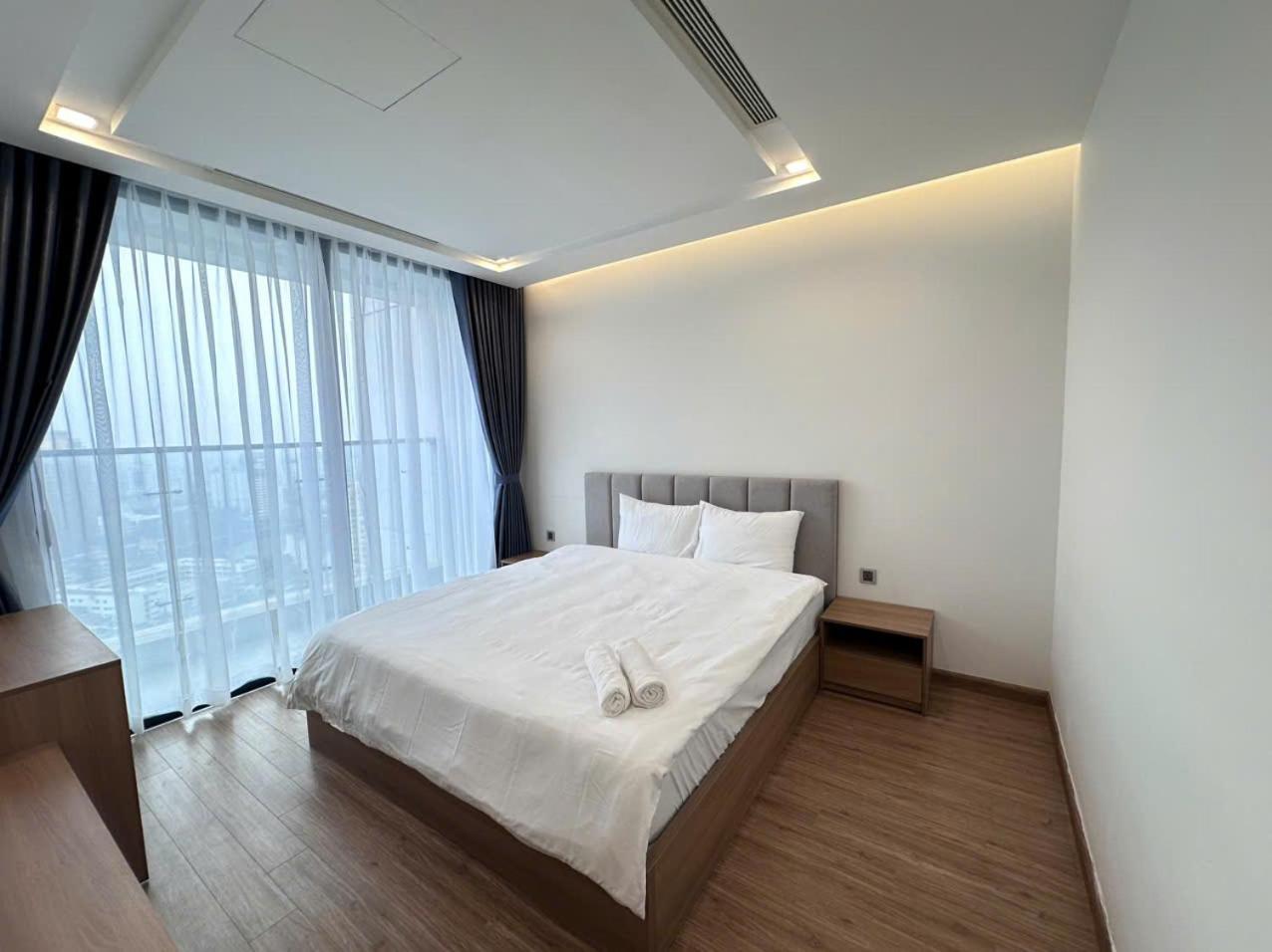 Luxury Apartment In Vinhomes Metropolis 河内 外观 照片