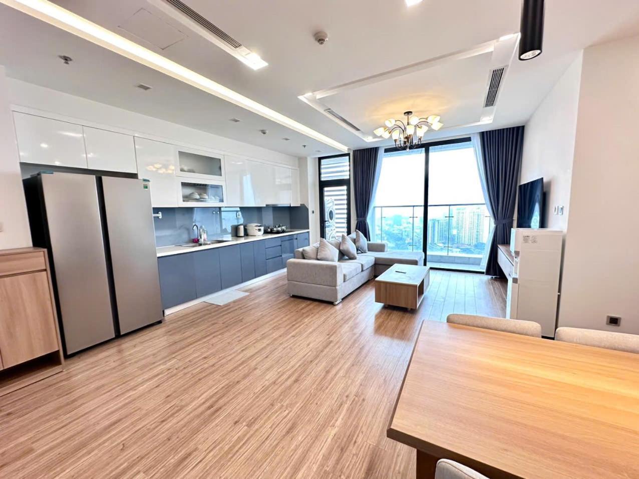 Luxury Apartment In Vinhomes Metropolis 河内 外观 照片