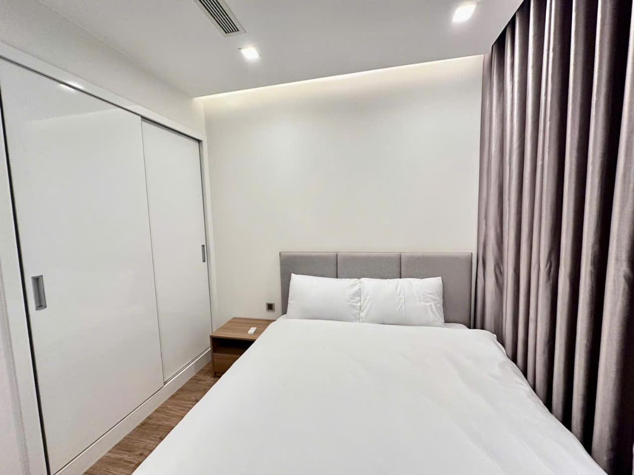 Luxury Apartment In Vinhomes Metropolis 河内 外观 照片