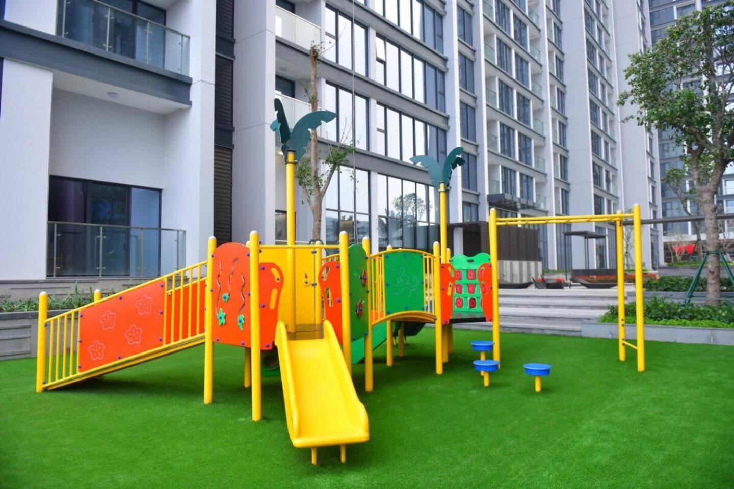 Luxury Apartment In Vinhomes Metropolis 河内 外观 照片