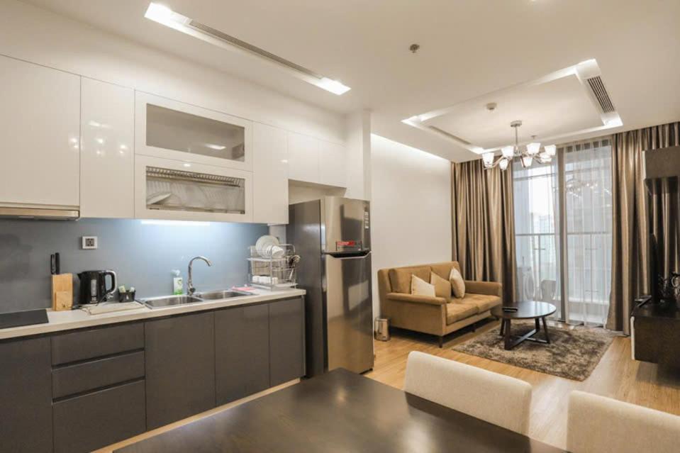 Luxury Apartment In Vinhomes Metropolis 河内 外观 照片